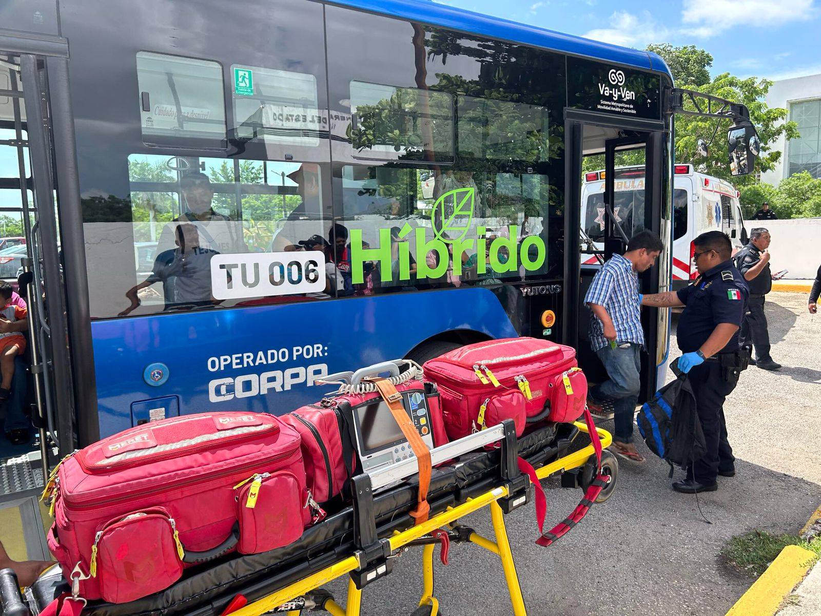 Pasajero sufre de un ataque epiléptico en el Va y Ven en Mérida